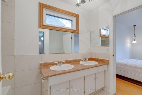 Photo 12 at 19 Gleneagle Crescent, Don Valley Village, Toronto