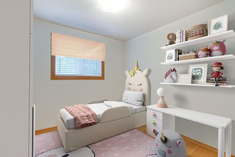 Photo 14 at 19 Gleneagle Crescent, Don Valley Village, Toronto