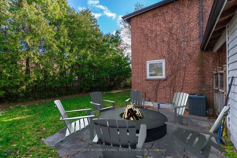 Photo 22 at 19 Gleneagle Crescent, Don Valley Village, Toronto