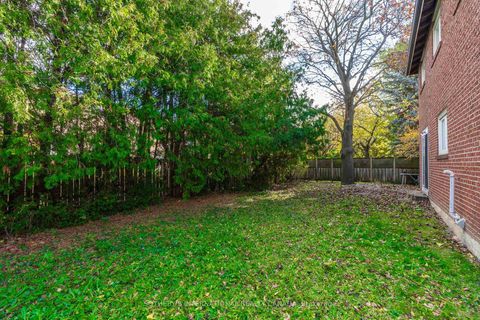 Photo 23 at 19 Gleneagle Crescent, Don Valley Village, Toronto