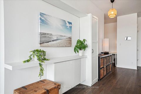 Photo 8 at 105 - 3028 Creekshore Common, GO Glenorchy, Oakville