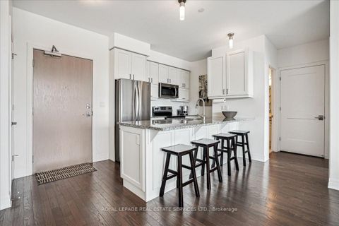 Photo 10 at 105 - 3028 Creekshore Common, GO Glenorchy, Oakville