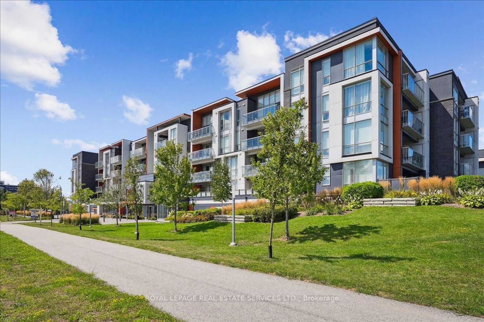 105 - 3028 Creekshore Common, GO Glenorchy, Oakville 