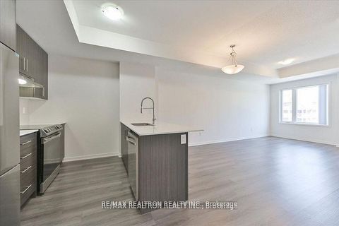 Photo 3 at 5 - 260 Twelfth Street, New Toronto, Toronto