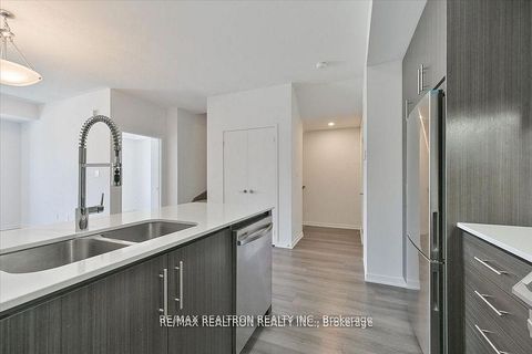 Photo 5 at 5 - 260 Twelfth Street, New Toronto, Toronto