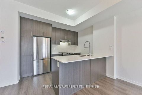 Photo 6 at 5 - 260 Twelfth Street, New Toronto, Toronto