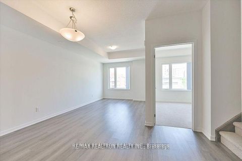 Photo 8 at 5 - 260 Twelfth Street, New Toronto, Toronto