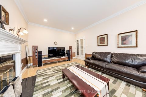 Photo 18 at 38A Avonlea Place, Doncrest, Richmond Hill