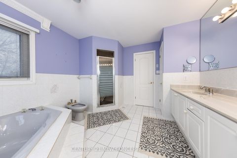 Photo 47 at 38A Avonlea Place, Doncrest, Richmond Hill