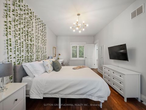 Photo 19 at 26 Puckeridge Crescent, West Deane, Toronto