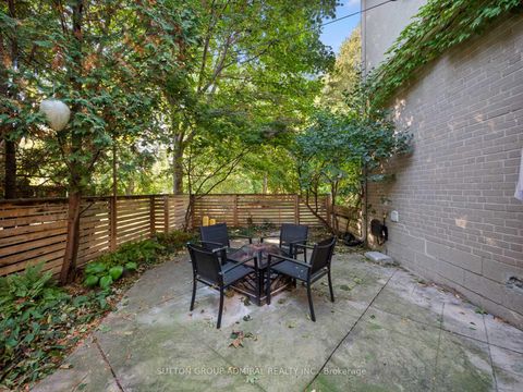 Photo 43 at 26 Puckeridge Crescent, West Deane, Toronto