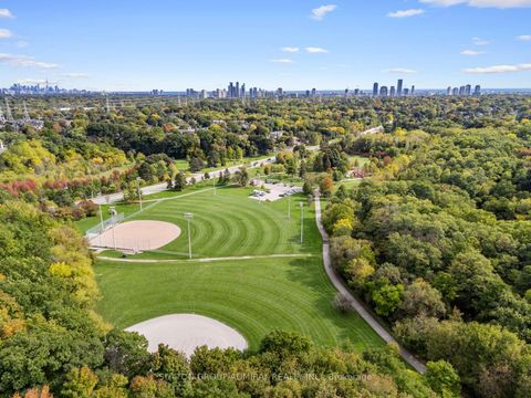 Photo 49 at 26 Puckeridge Crescent, West Deane, Toronto