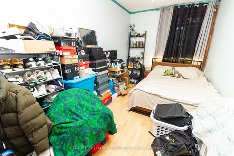 Photo 13 at 709 - 825 Kennedy Road, Ionview, Toronto