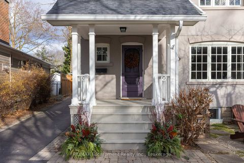 Photo 7 at 247 Douglas Avenue, OO Old Oakville, Oakville