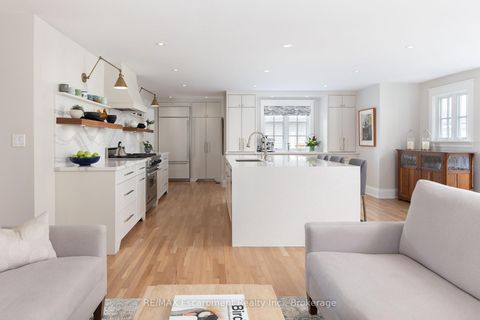 Photo 16 at 247 Douglas Avenue, OO Old Oakville, Oakville