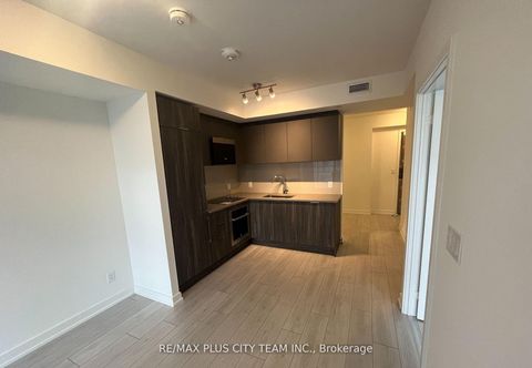 Photo 1 at 1512 - 2033 Kennedy Road, Malvern West, Toronto