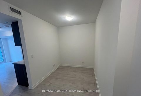 Photo 7 at 1512 - 2033 Kennedy Road, Malvern West, Toronto