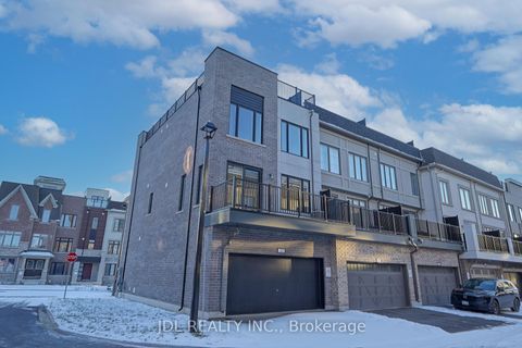 Photo 3 at 32 Guardhouse Crescent, Angus Glen, Markham