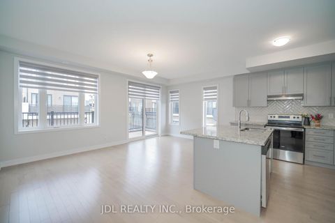 Photo 9 at 32 Guardhouse Crescent, Angus Glen, Markham