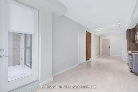 Photo 9 at 212 - 168 Sabina Drive, GO Glenorchy, Oakville