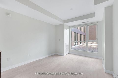 Photo 12 at 212 - 168 Sabina Drive, GO Glenorchy, Oakville