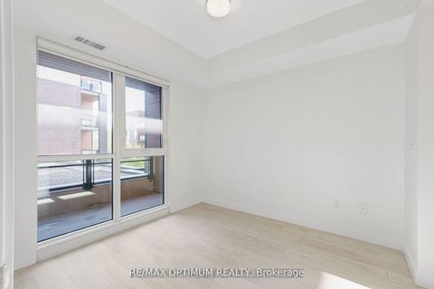 Photo 13 at 212 - 168 Sabina Drive, GO Glenorchy, Oakville