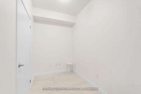 Photo 22 at 212 - 168 Sabina Drive, GO Glenorchy, Oakville