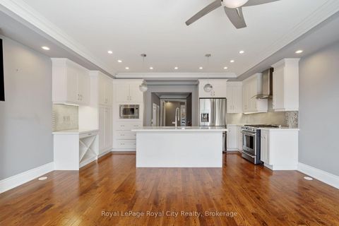 Photo 13 at 216 Rebecca Street, CO Central, Oakville