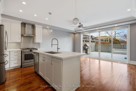 Photo 14 at 216 Rebecca Street, CO Central, Oakville