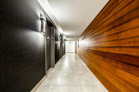 Photo 8 at 5007 - 25 Telegram Mews, Waterfront Communities C1, Toronto