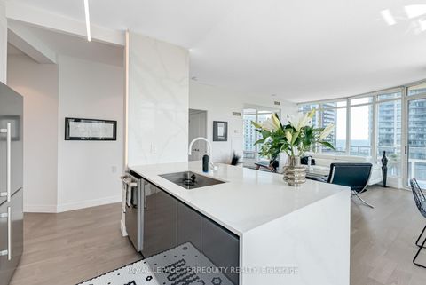 Photo 5 at 1210 - 15 Windermere Avenue, Swansea, Toronto