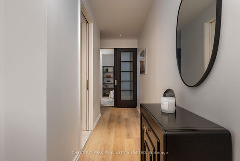 Photo 2 at 3203 - 180 University Avenue, Bay Street Corridor, Toronto