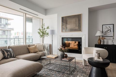 Photo 6 at 3203 - 180 University Avenue, Bay Street Corridor, Toronto