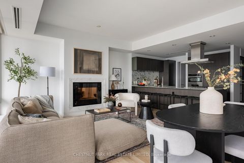 Photo 8 at 3203 - 180 University Avenue, Bay Street Corridor, Toronto