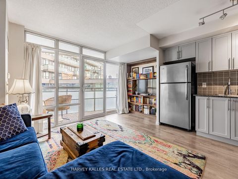 Photo 8 at 703 - 38 Joe Shuster Way, South Parkdale, Toronto