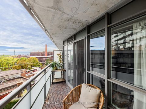 Photo 24 at 703 - 38 Joe Shuster Way, South Parkdale, Toronto