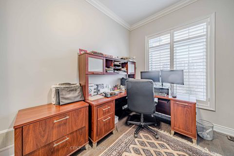 Photo 18 at 3096 Daniel Way, GO Glenorchy, Oakville