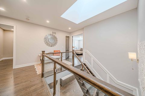 Photo 22 at 3096 Daniel Way, GO Glenorchy, Oakville