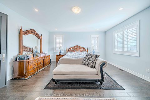 Photo 24 at 3096 Daniel Way, GO Glenorchy, Oakville