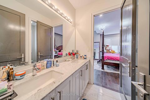 Photo 34 at 3096 Daniel Way, GO Glenorchy, Oakville