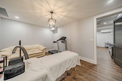 Photo 44 at 3096 Daniel Way, GO Glenorchy, Oakville