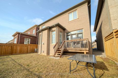 Photo 46 at 3096 Daniel Way, GO Glenorchy, Oakville