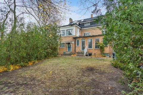 Photo 16 at 60 Indian Grove, Swansea, Toronto