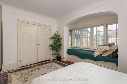 Photo 29 at 60 Indian Grove, Swansea, Toronto