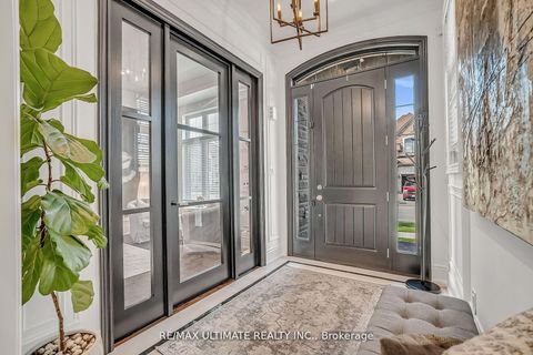 Photo 4 at 60 Cairns Gate, King City, King