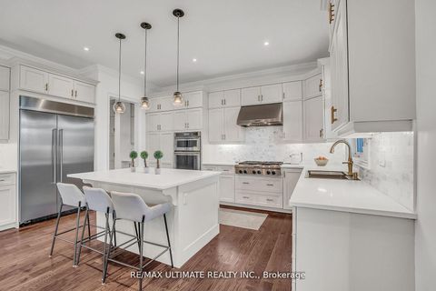 Photo 20 at 60 Cairns Gate, King City, King