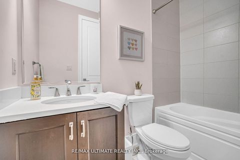 Photo 36 at 60 Cairns Gate, King City, King