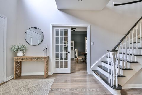 Photo 3 at 60 Carley Crescent, Painswick South, Barrie