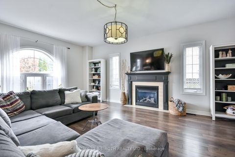 Photo 10 at 60 Carley Crescent, Painswick South, Barrie