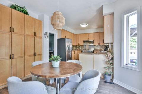 Photo 12 at 60 Carley Crescent, Painswick South, Barrie